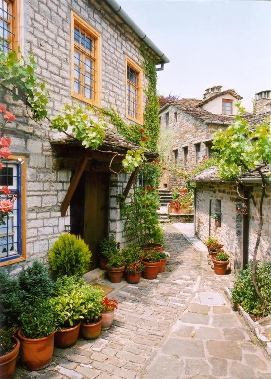 Saxonis Houses & Saxonis Villa Papingo Dış mekan fotoğraf